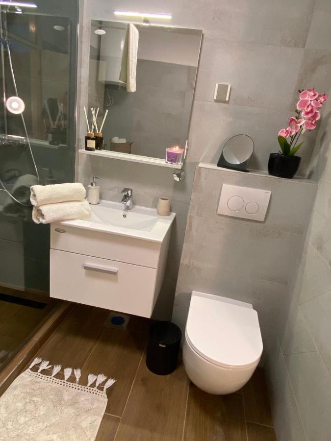 Sunny Apartment In Fiume Kültér fotó